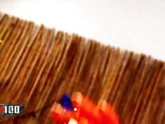 美女, デカ尻, デカパイ, イギリス人, 食べ物, 自然山雀, オーガズム, タトゥー