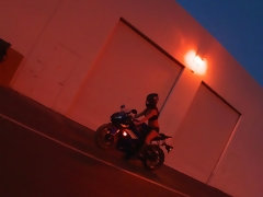 舐める尻, デカパイ, バック, ハードコア, 自然山雀, アウトドア, ショートヘア, ストリッピング