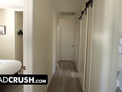 Grosser arsch, Blasen, Spermaladung, Papi, Fingern, Pov, Muschi, Taboo