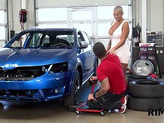 Gros seins, Plantureuse, Européenne, Hd, Léchez, Maman, Seins naturels, Lécher le sphincter