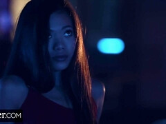 Минет, Брюнетки, Член, Сперма на лице, Порнозвезда, Наездница, Жесткий секс, Порка