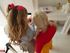 Éjaculation interne, En levrette, Marrant, Hd, Lesbienne, Strapon, Adolescente, Plan cul à trois