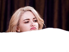 Grosser schwanz, Grosse titten, Blondine, Blasen, Hundestellung, Milf, Kurzes haar, Jungendliche (18+)