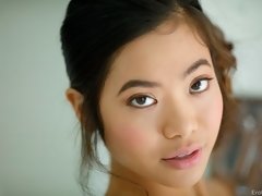 Cunnilingus, Asiático, Mamada, Morena, Estilo perrito, Interracial, Besar, Adolescente