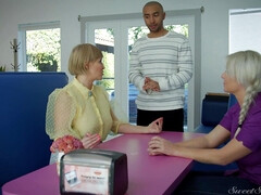 Gros cul, Sucer une bite, Hard, Léchez, Mère que j'aimerais baiser, Maman, Monstre, Bureau