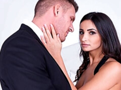 Большой член, Минет, Брюнетки, Собачьи, Натуральные сиськи, Бритые, Тату, Молоденькие