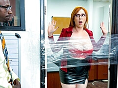 デカチン, デカパイ, フェラチオ, バック, 異人種間, 淫乱熟女, オフィス, 赤毛