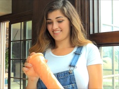 Анальный секс, Крупный план, Экстремальный секс, Мастурбация, Оргазм, На публике, Соло, Игрушки