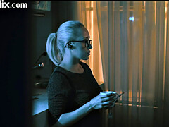 デカ尻, 医者, マッサージ, オナニー, 熟年, 一人, ストッキング, ティーン