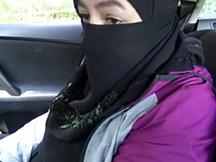 デカパイ, 巨乳な, 手コキする, ハードコア, 母, 娼婦, 公共, ラフ