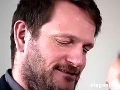 Grosser schwanz, Blasen, Papi, Kehlenfick, Hd, Nackt, Schreiend