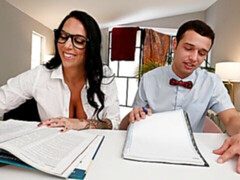 Большая жопа, Большие сиськи, Минет, Собачьи, Ласковые ручки, Милф, Стриптизерша, Тату