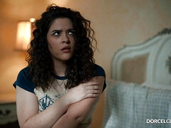 18 летние, Красотки, Брюнетки, Грудастые, Итальянки, Натуральные сиськи, Молоденькие, Сиськи