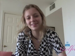 Leie, Grosser arsch, Blasen, Verrückt, Fussjob, Hardcore, Jungendliche (18+), Titten
