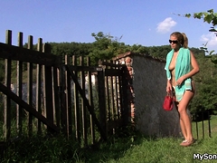 Брюнетки, Собачьи, Секс без цензуры, Хд, На природе, Молоденькие, Сиськи, Игрушки