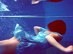 Hd, 公共, 赤毛, ロシア人, 一人, 水着, ティーン, 水中