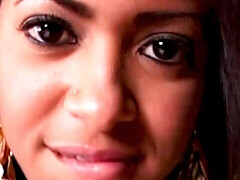 Grosse bite, Sucer une bite, Branlette thaïlandaise, Fille latino, Léchez, Masturbation, Adolescente, Nénés