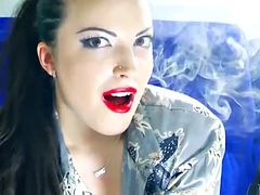 Brunette brune, Européenne, Fétiche, Roumaine, Fumer