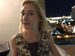 Blondine, Blasen, Kleid, Nylon, Pov, Rasiert, Strümpfe, Titten