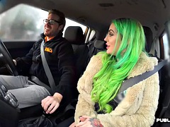 Leie, Milf, Im freien, Öffentlich, Realität, Student, Ablutschen, Tätowierung