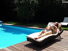 Брюнетки, Женщины, Фетиш, Хд, На публике, Киски, Соло, Тугие