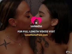 Amateur, Bisexuelle, Tir de sperme, Branlette thaïlandaise, Fait maison, Embrassement, Pov, Tatouage