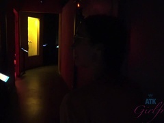 Leie, Fingern, Freundin, Orgasmus, Im freien, Dürr, Titten, Nass