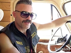 茶髪の, 車, イマラチオ, バック, ハードコア, 小柄, ガリガリ, ヤリマン