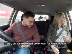 Grote lul, Grote mammen, Blond, Brits, Rondborstig, Auto, Oudere vrouw, Sperma shot