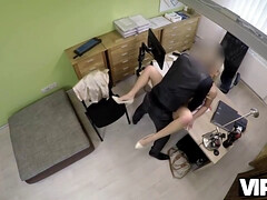 18 años, Entrevista, Rubia, Pareja, Checa, Dinero, Hijo, Adolescente