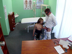 Mamada, Médico, Penetracion con dedos, Masaje, Enfermera, Oficina, Estudiante, Apretado