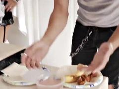 Красотки, Семяизвержение, Фетиш, Француженки, Лизание, Служанка, Рыжие, Сиськи