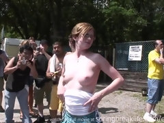 Blond, Bruinharig, Eerste keer, Hd, Naakt, Buiten, Openbaar, Tiener