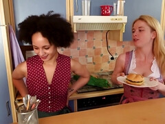 Amateur, Cul, Blonde, Sucer une bite, Hd, Interracial, Plan cul à trois, Nénés