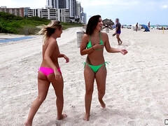 Rubia, Mamada, Cuadrupleta, Lamidas, Al aire libre, Fiesta, Pov, Tetas