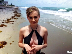 Жопа, Пляж, Минет, Крупный план, Глубокая глотка, Пальцем, На природе, Крошечные