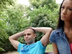 Amateur, Mamada, Morena, Cornudo, Europeo, Dinero, Al aire libre, Pov