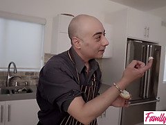 Blond, Oudere vrouw, 1 man 2 vrouwen, Moeder die ik wil neuken, Moeder, Gezichtspunt, Stiefmoeder, Trio