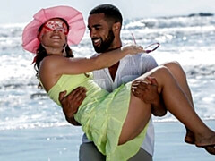 Schlafzimmer, Grosser arsch, Grosser schwanz, Blasen, Hundestellung, Kurzes haar, Jungendliche (18+), Titten