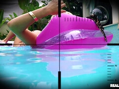 Stellung 69, Wohlbeleibte schöne frauen, Grosse titten, Blasen, Gesichtssitzen, Latina, Pool, Dürr