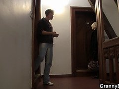 お尻, 美人, ブロンド, フェラチオ, エロ熟女, イマラチオ, 熟年, 義母