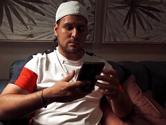 Grote mammen, Pijpbeurt, Rondborstig, Diep in de keel, Hardcore, Moeder die ik wil neuken, Trio, Tieten likken