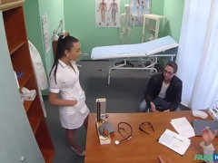 Amateur, Sucer une bite, Médecin, En levrette, Branlette thaïlandaise, Léchez, Bureau, Chatte