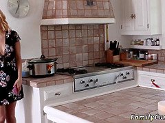 Sucer une bite, Hard, Hd, Mère que j'aimerais baiser, Seins naturels, Chatte, Suçant, Adolescente