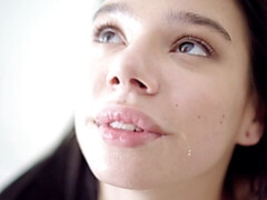 Sucer une bite, Brunette brune, Embrassement, Léchez, Chatte, Rasée, Maigrichonne, Adolescente