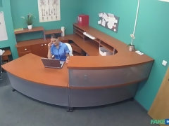 Leie, Arzt, Hundestellung, Handjob, Masturbation, Krankenschwester, Pov, Uniform