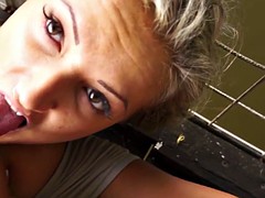 Grosse titten, Spermaladung, Europäisch, Im freien, Öffentlich