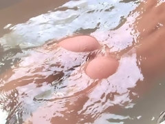 Yanna Hot Bath