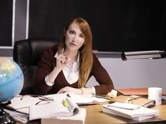デカ尻, デカパイ, キス, レズビアン, 赤毛, ストリッピング, 教師, オッパイの
