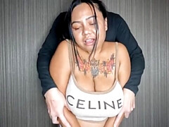 Amateur, Plantureuse, Rondelette, Lait, Maman, Seins naturels, Seins flasques, Nénés